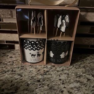 Rae Dunn CupCake Holders With Decor